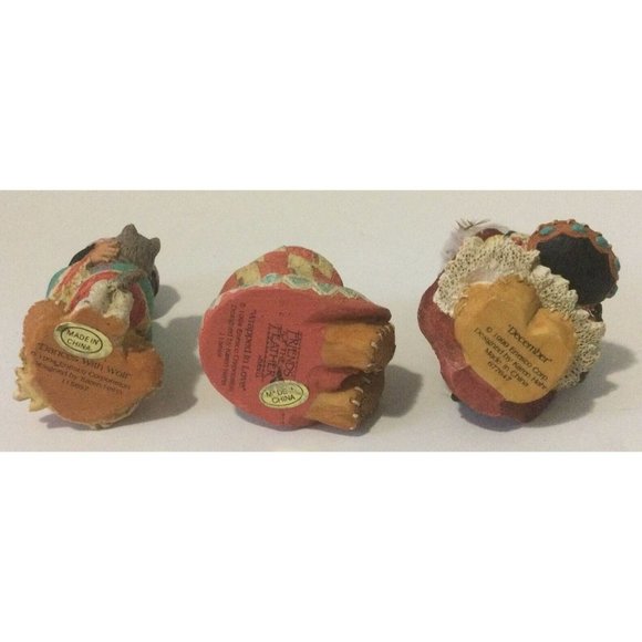 3 Vintage Enesco Figures Dances With Wolf #115657 and December 677647 and 115649 - Picture 5 of 6
